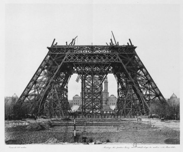 Gustave Eiffel Steel with Red Gold 5N Cvstos Challenge Jet-Liner