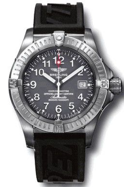 E17370.GREY.RUBBER Breitling Avenger