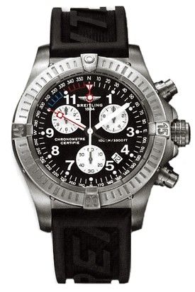 E73360.BLACK.RUBBER Breitling Avenger