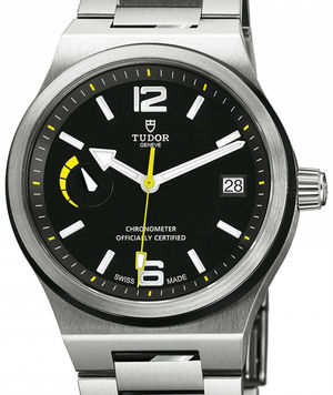 m91210n-0001 Tudor North Flag