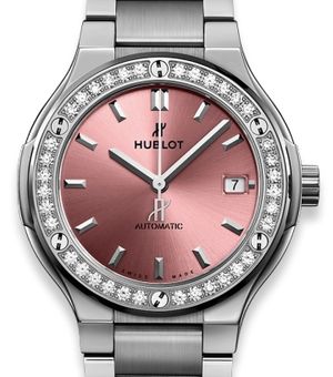 568.NX.891P.NX.1204 Hublot Classic Fusion 38 мм
