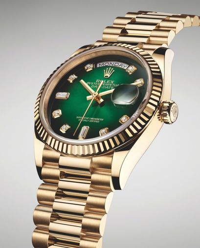 128238 Green ombre set with diamonds Rolex Day-Date 36