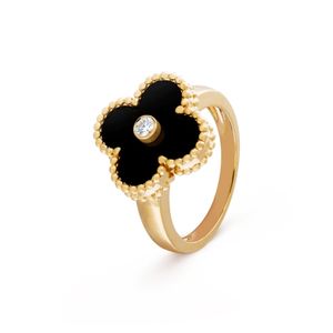 VCARA41000 Van Cleef & Arpels Alhambra