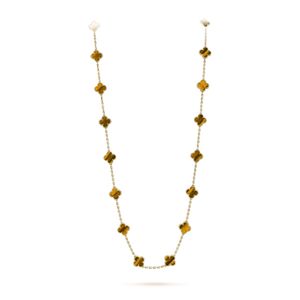 VCARD39900 Van Cleef & Arpels Alhambra