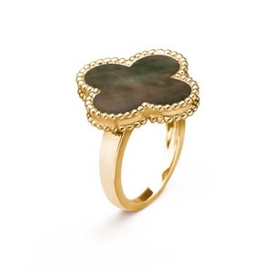 VCARF79000 Van Cleef & Arpels Alhambra