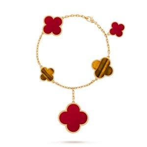 VCARN5JQ00 Van Cleef & Arpels Alhambra