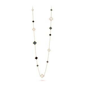 vcard79400 Van Cleef & Arpels Alhambra