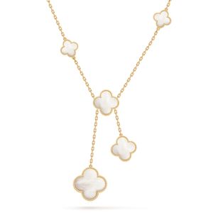 VCARD79100 Van Cleef & Arpels Alhambra
