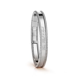 VCARN9Q800 Van Cleef & Arpels Perlee