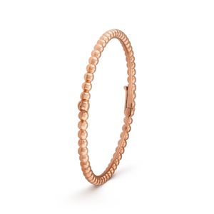 VCARO95800 Van Cleef & Arpels Perlee
