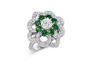 graff rosette ring Emerald GRAFF Rosette