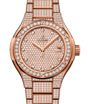 585.OX.9000.OX.3604 Hublot Classic Fusion 33 мм