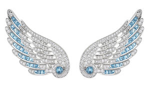 2016578 Garrard Wings Embrace