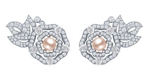 2014938 Garrard Tudor Rose