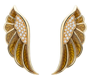 2014111 Garrard Wings Reflection