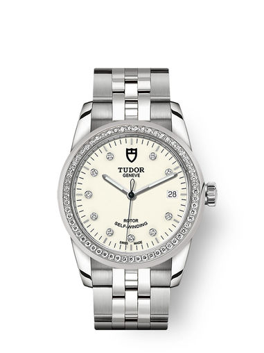 M55020-0096 Tudor Glamour