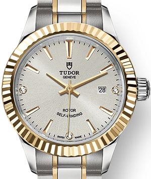 M12113-0009 Tudor Style
