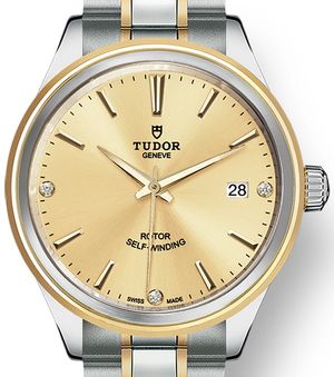 M12503-0004 Tudor Style