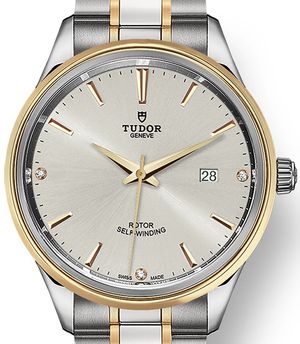 M12703-0005 Tudor Style