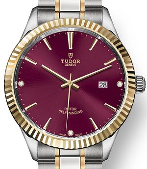 M12713-0015 Tudor Style