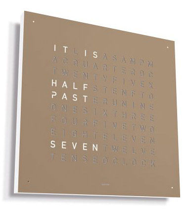 hazelnut QLOCKTWO Classic
