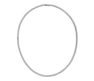 N7424157 Cartier Essential Lines