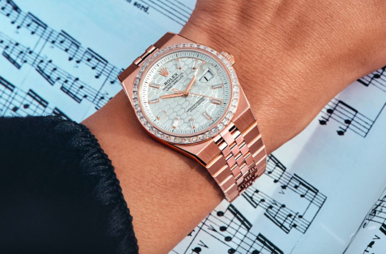 127285tbr-0002 Rolex Land-Dweller