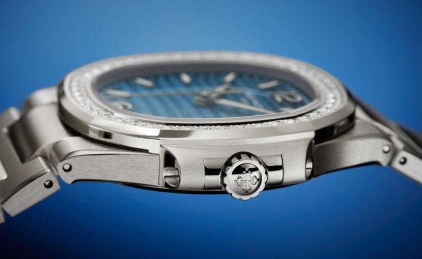 7010/1G-013 Patek Philippe Nautilus Ladies