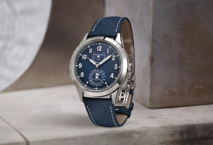 5328G-001 Patek Philippe Calatrava
