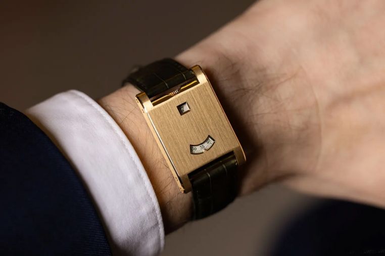 WGTA0234 Cartier Tank
