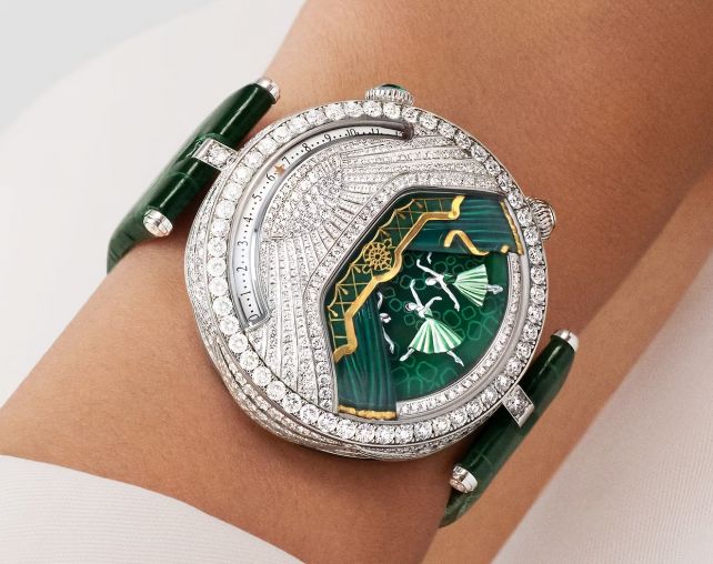 VCARPEXA00 Van Cleef & Arpels Poetic Complications®