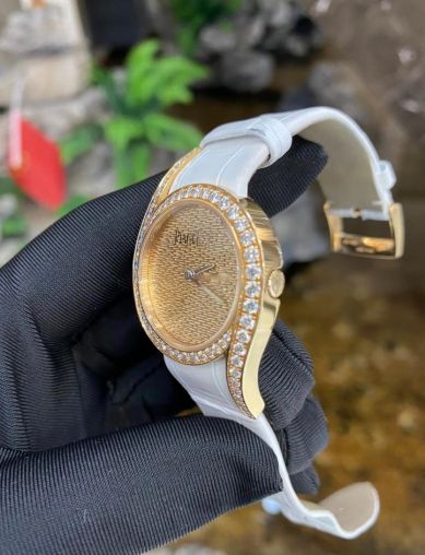G0A46161 Piaget Limelight