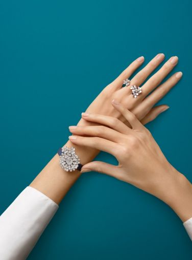 VCARO8X000 Van Cleef & Arpels High Jewelry Watches
