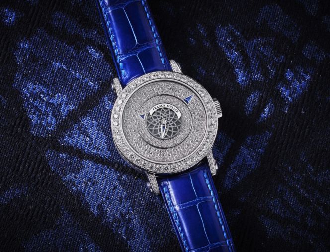 7036 TM D 1R CD1 Franck Muller Round collection