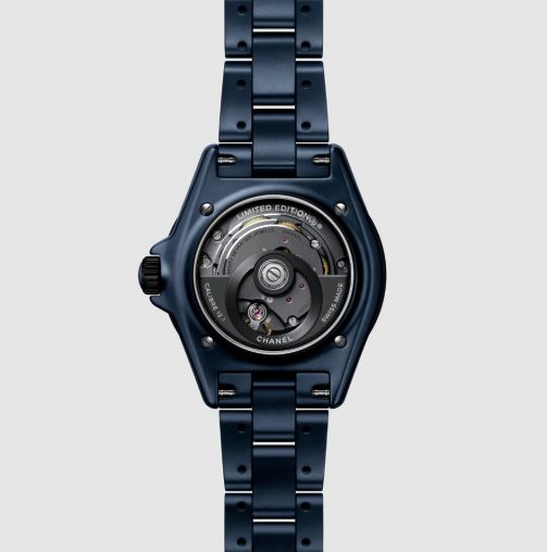 H10310 Chanel J12 Editions Exclusives
