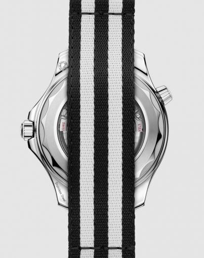 210.32.42.20.01.005 Omega Seamaster