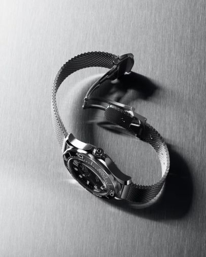 210.30.42.20.01.010 Omega Seamaster