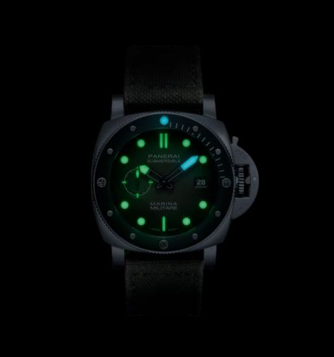 PAM01697 Officine Panerai Submersible