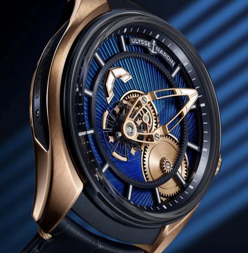 2305-270LE-3AE-BLUE/1A Ulysse Nardin Freak
