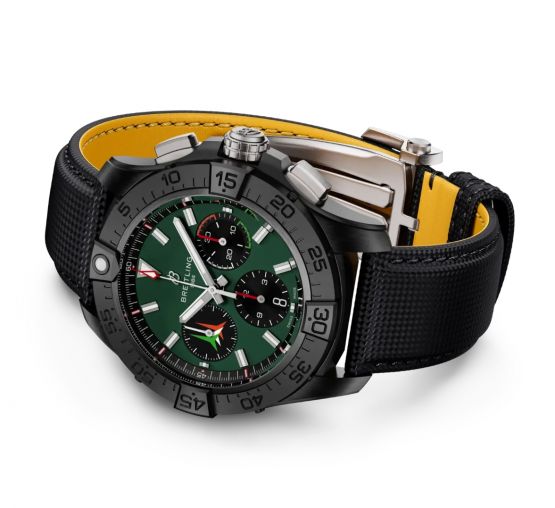 SB01462A1L1X1 Breitling Avenger