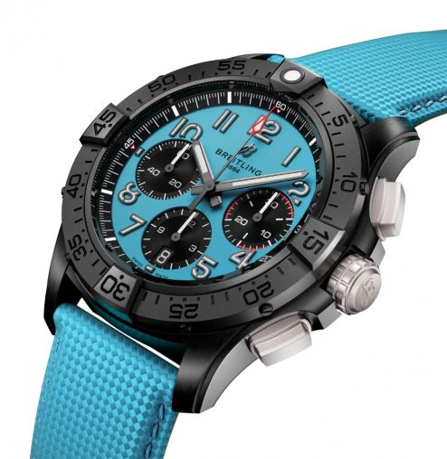 SB0146101L1X1 Breitling Avenger
