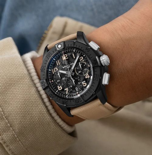 SB0146101B1X1 Breitling Avenger