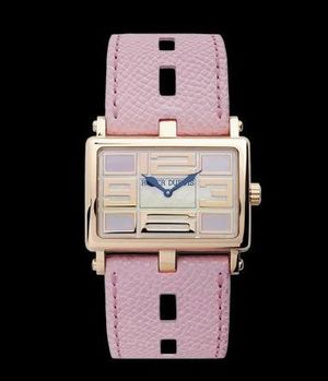 T22 86 5 N12.12/18 Roger Dubuis Too Much