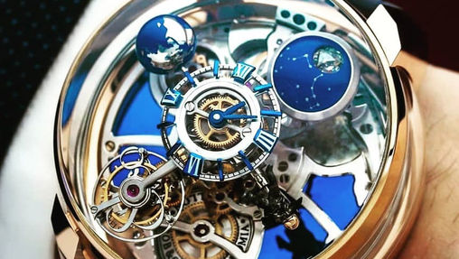 Галактика из золота и стекла от Jacob & Co Astronomia Maestro